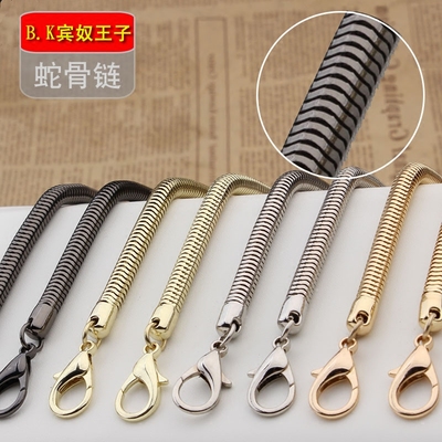 時(shí)尚點(diǎn)睛之筆 蛇骨鏈條，從五金配件到潮流宣言